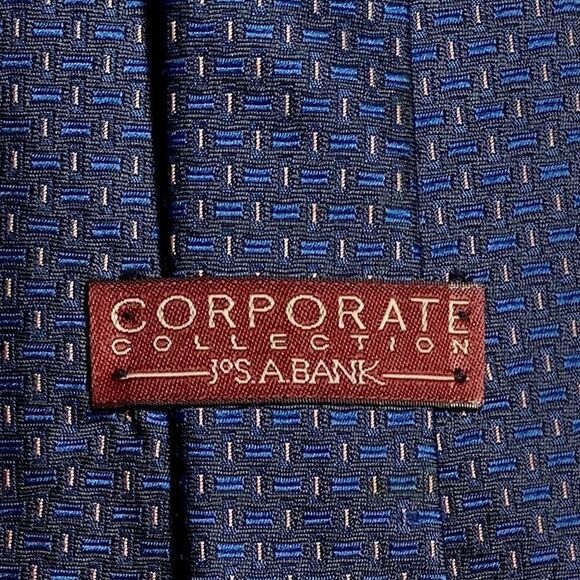 Jos A Bank 59” Silk Tie Corporate Collection - Picture 2 of 2